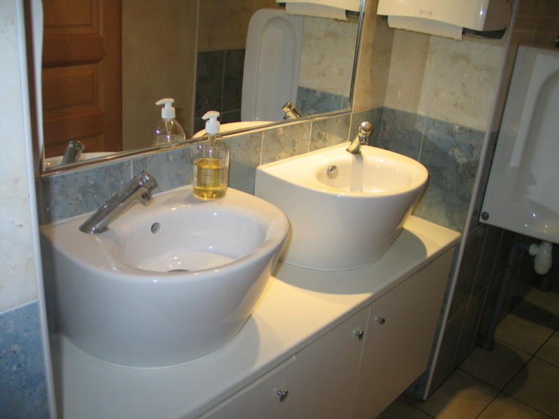 Maison - 475 m² - 12 pièces