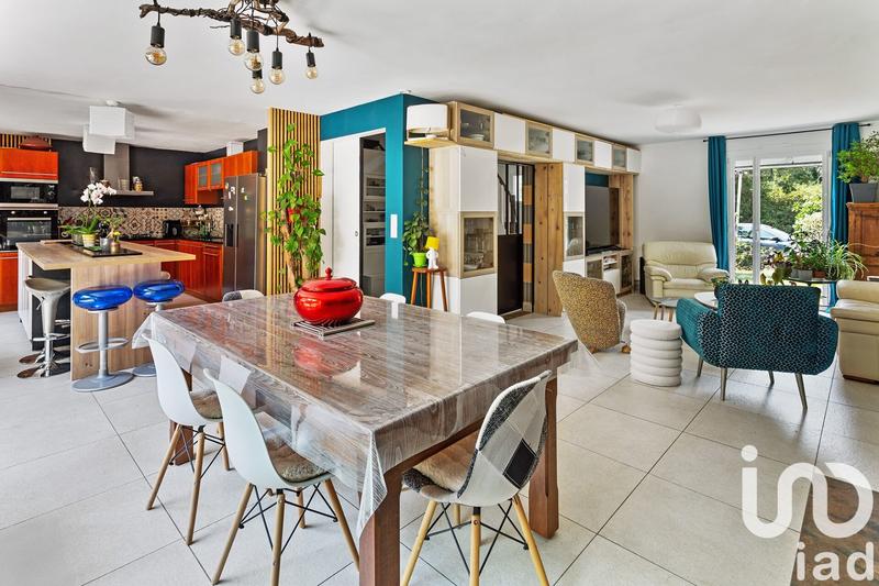 Maison - 190 m² - 7 pièces