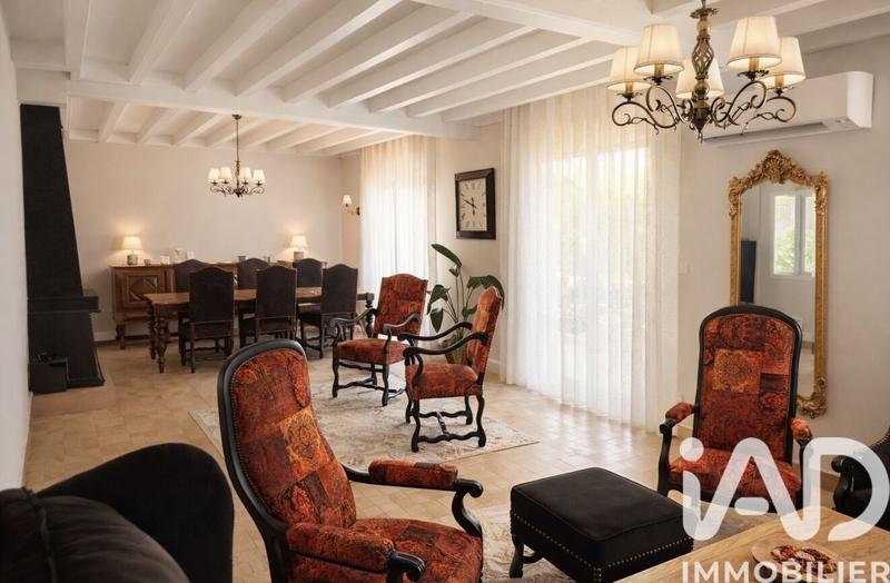 Maison - 196 m² - 8 pièces