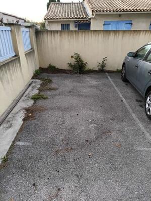 Parking / Garage - 12 m²