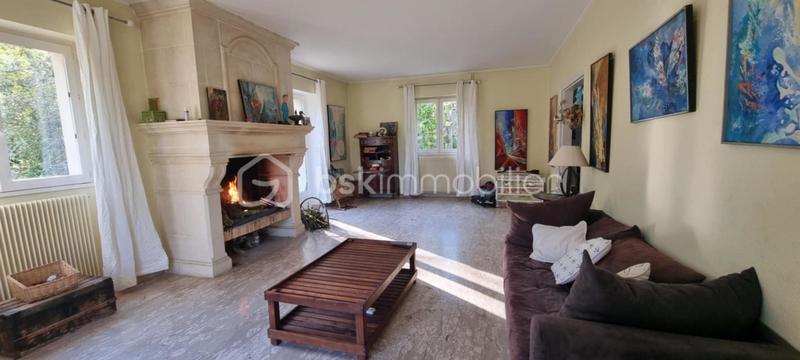 Maison - 203 m² - 8 pièces