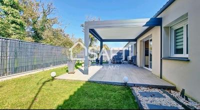 Maison - 101 m² - 5 pièces