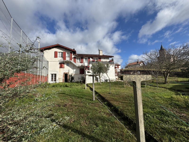 Maison - 174 m² - 4 pièces