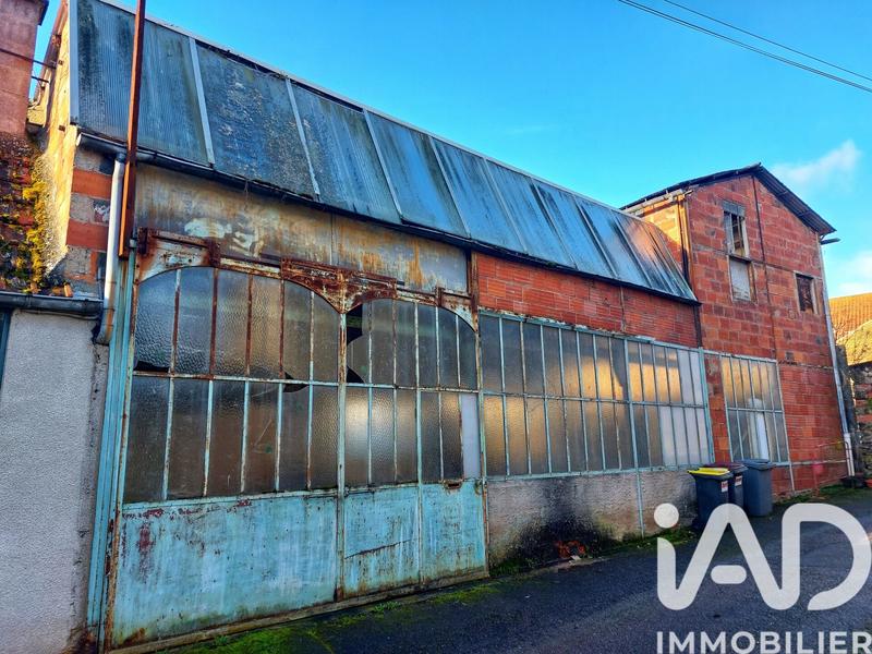 Appartement - 120 m² - 1 pièce