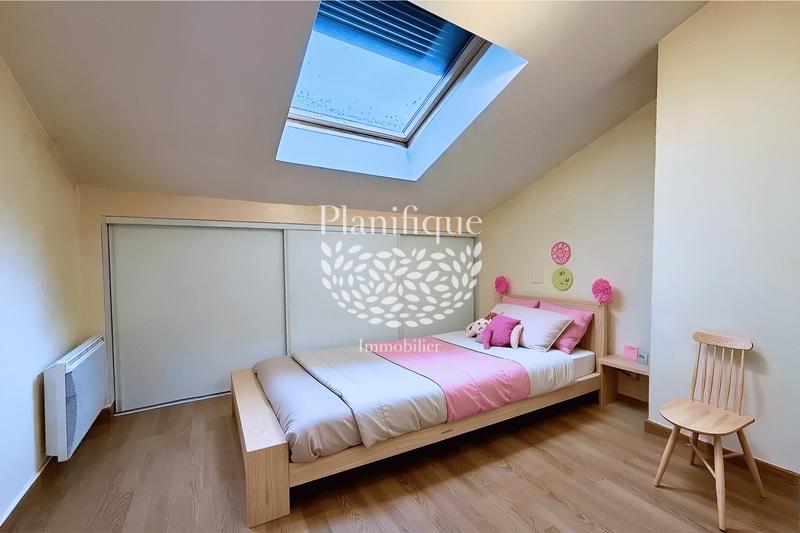 Appartement - 101 m² - 4 pièces