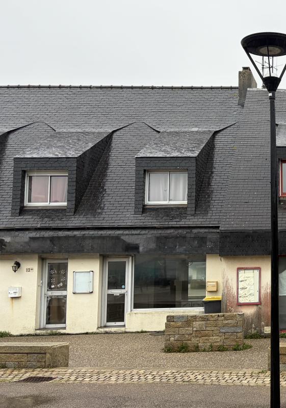 Bureau - 92 m² - 9 pièces