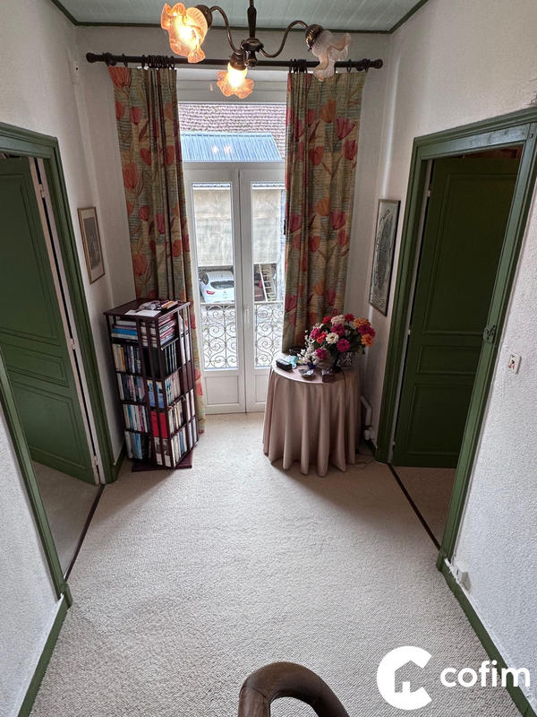 Maison - 185 m² - 7 pièces