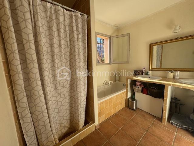 Maison - 145 m² - 5 pièces