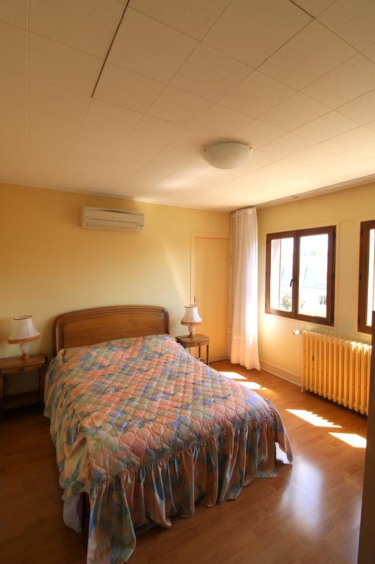 Maison - 102 m² - 5 pièces