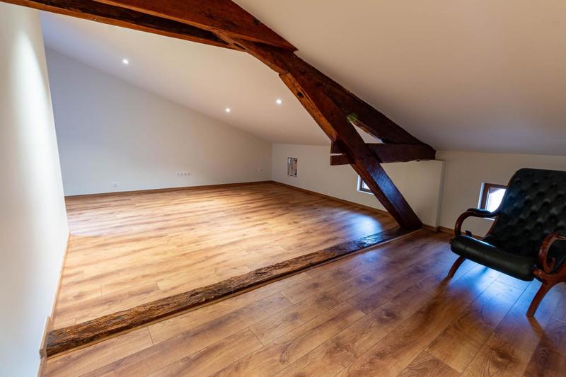 Maison - 160 m² - 4 pièces