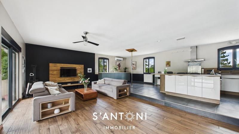 Villa - 138 m² - 5 pièces