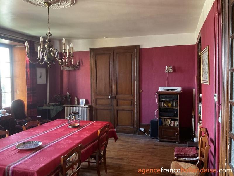 Maison chambre d'hôtes - 285 m² - 8 pièces