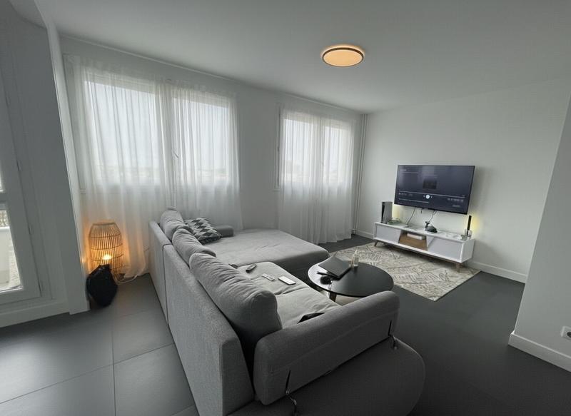 Appartement - 75 m² - 3 pièces