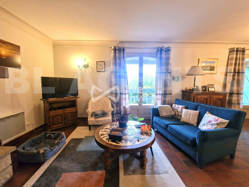 Maison - 175 m² - 6 pièces