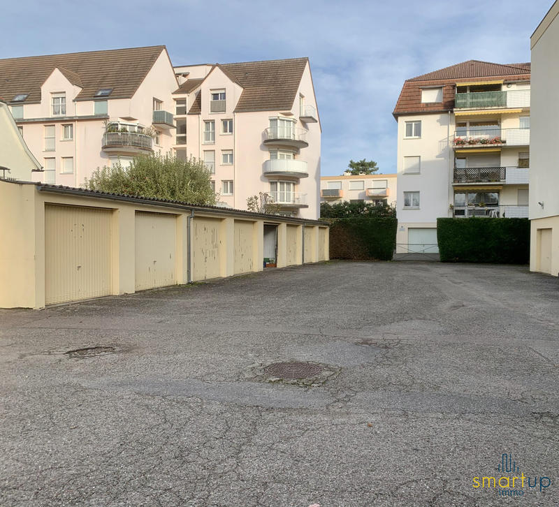 Parking / Garage - 13 m²