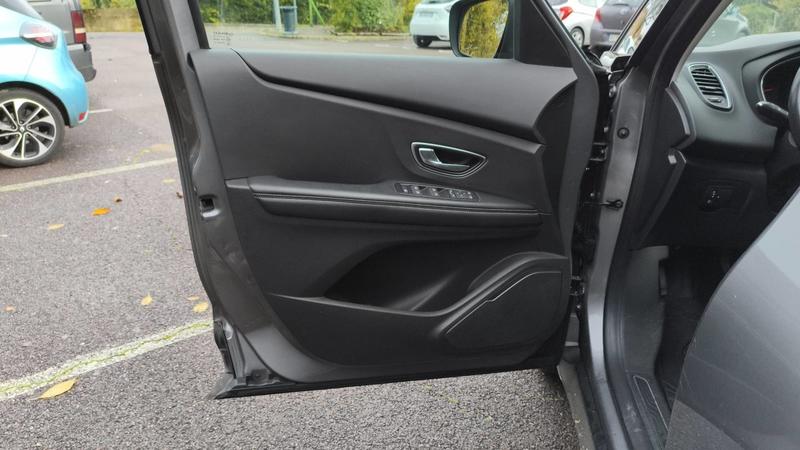 Renault Scénic 1.2 TCe 130 Energy Business