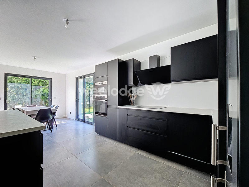 Maison - 117 m² - 7 pièces