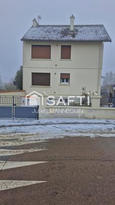 Maison - 90 m² - 4 pièces