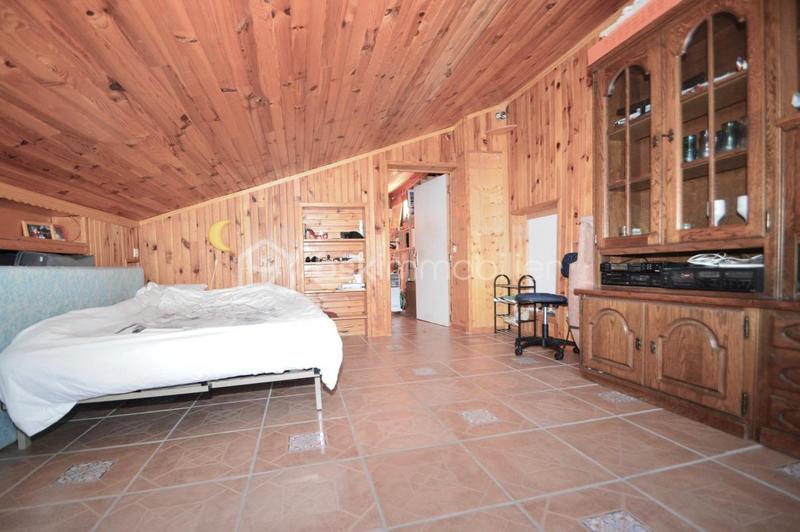 Villa - 180 m² - 7 pièces