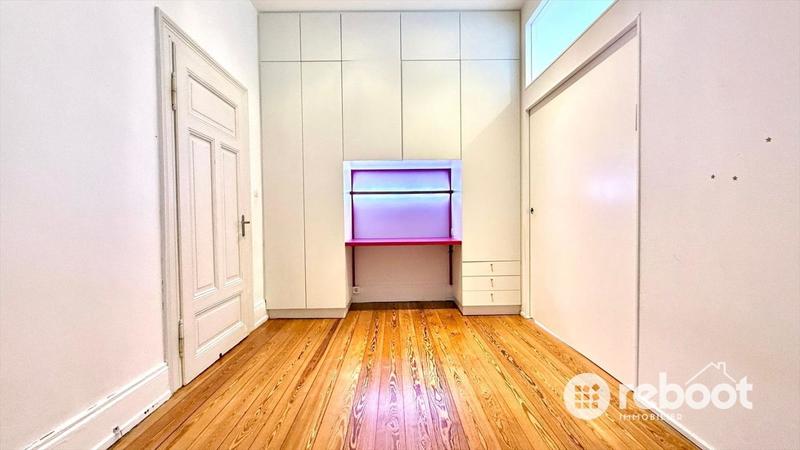 Appartement - 103 m² - 5 pièces