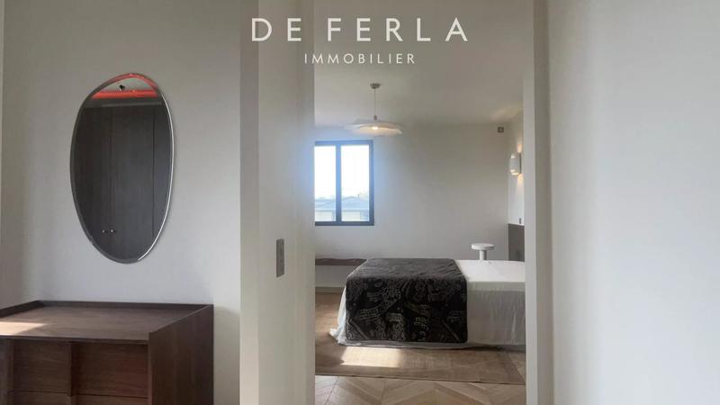 Demeure - 50 m² - 10 pièces