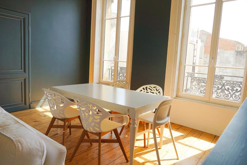 Appartement - 155 m² - 6 pièces