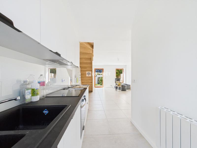 Maison - 80 m² - 4 pièces