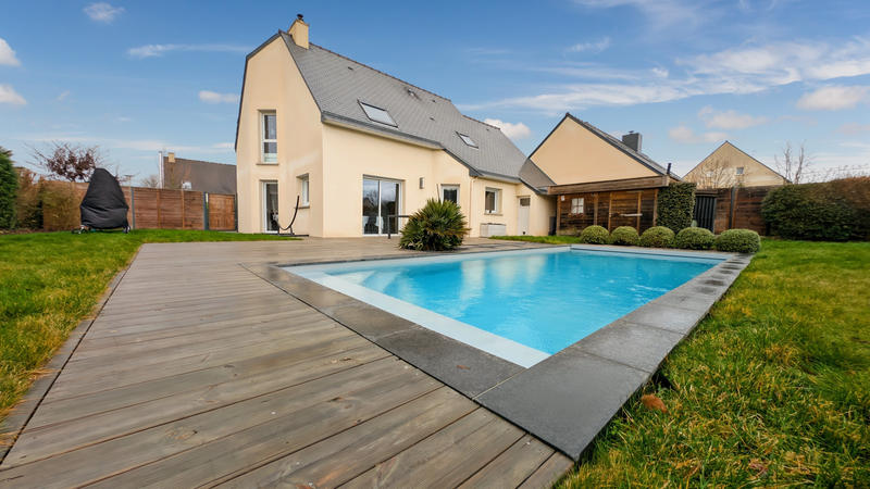 Maison - 127 m² - 5 pièces
