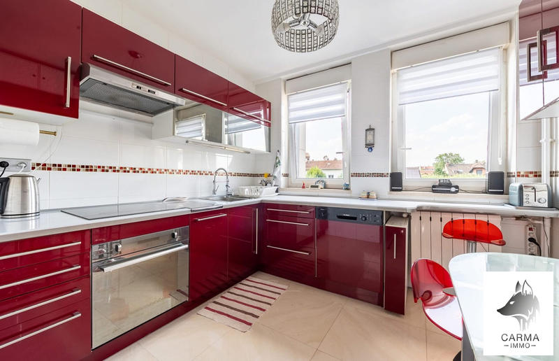 Appartement - 103 m² - 5 pièces