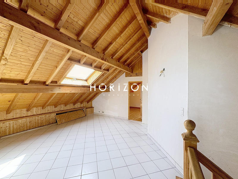 Maison ancienne - 250 m² - 8 pièces