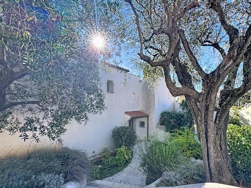 Villa - 130 m² - 6 pièces