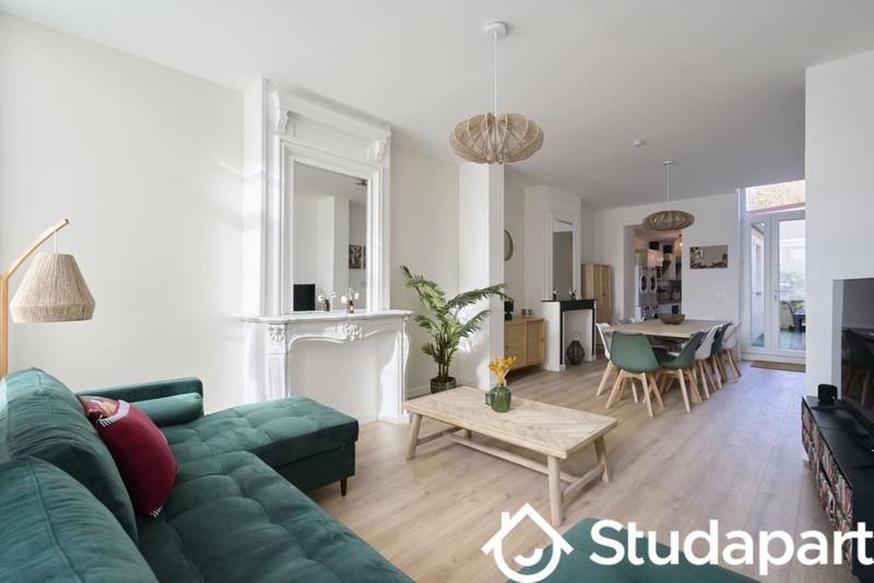 Chambre - 12 m² - 1 pièce