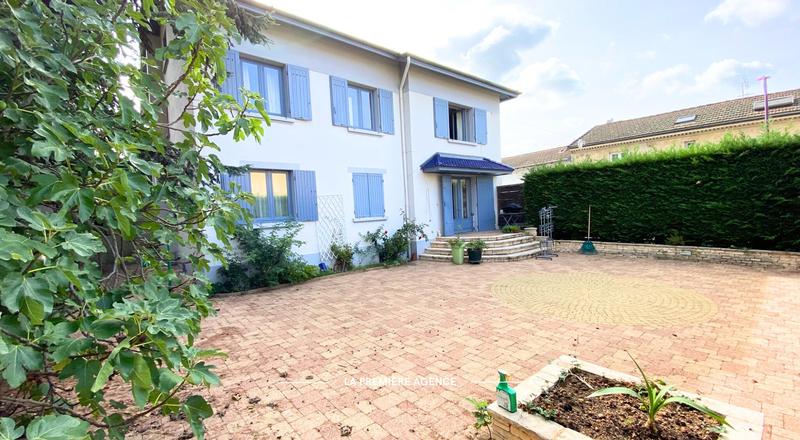 Maison - 172 m² - 6 pièces