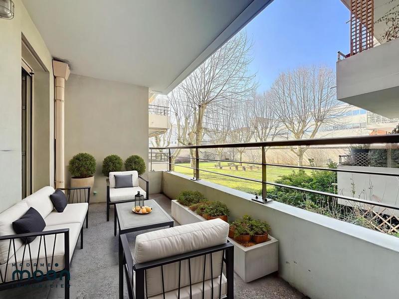 Appartement - 84 m² - 4 pièces