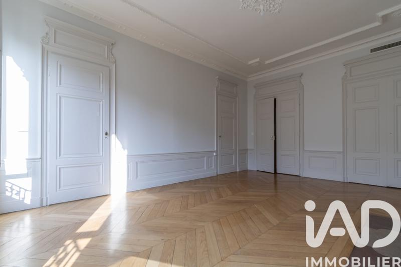 Appartement - 130 m² - 4 pièces