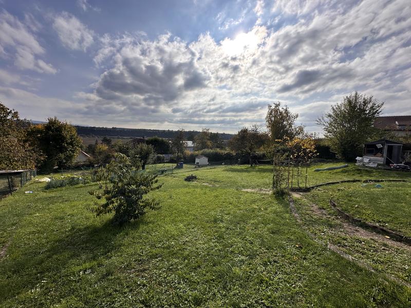 Terrain constructible - 1 000 m²