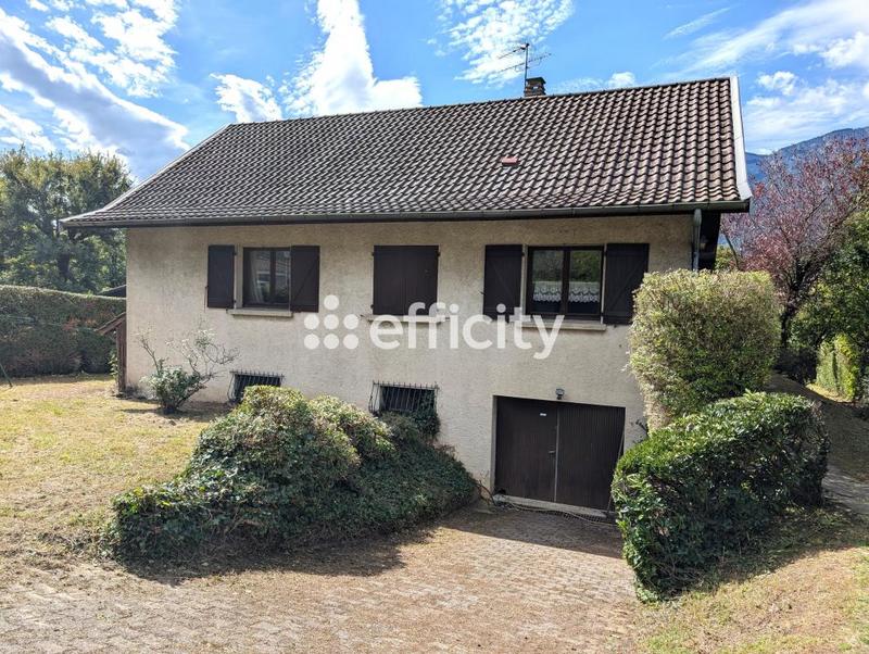 Maison - 150 m² - 5 pièces