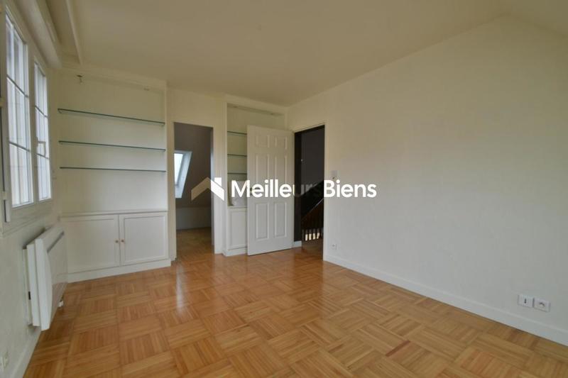 Maison - 175 m² - 6 pièces