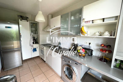 Appartement - 95 m² - 4 pièces