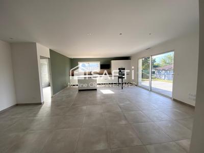 Maison - 111 m² - 4 pièces