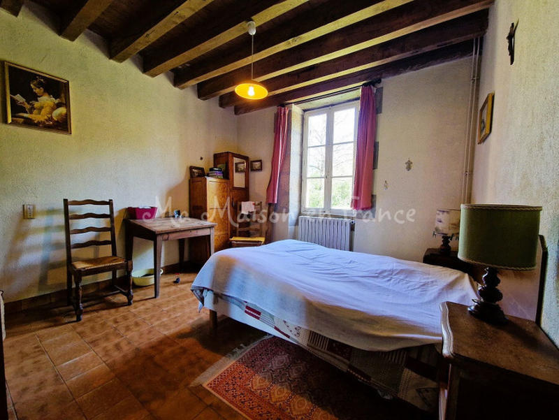 Maison - 94 m² - 5 pièces