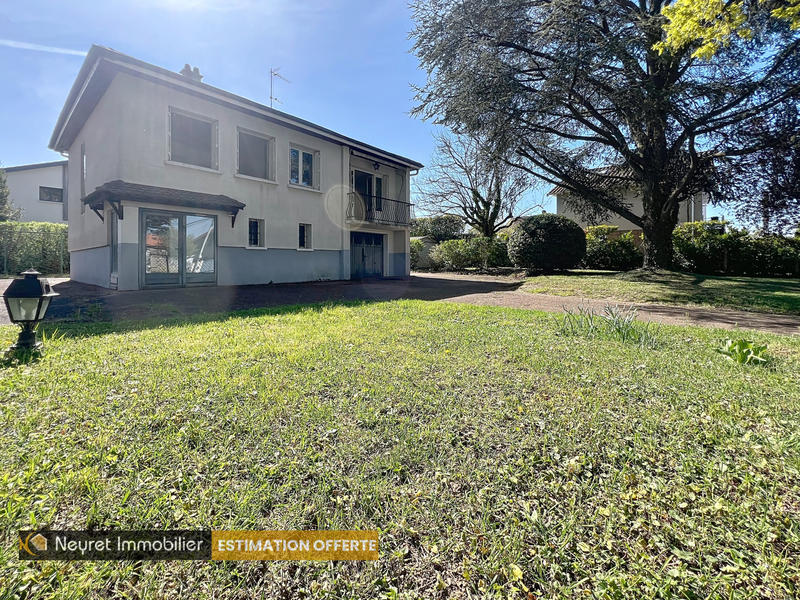 Maison - 96 m² - 4 pièces