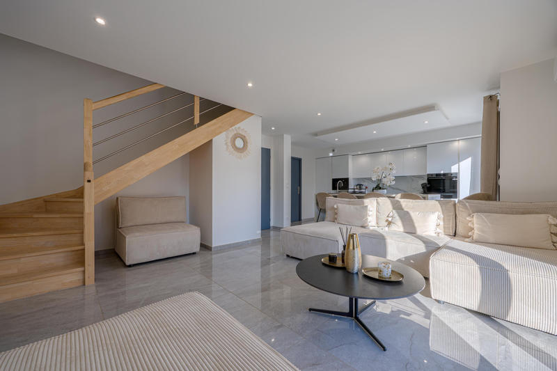 Maison - 85 m² - 4 pièces