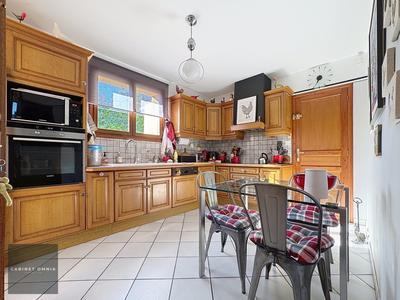 Maison - 101 m² - 4 pièces