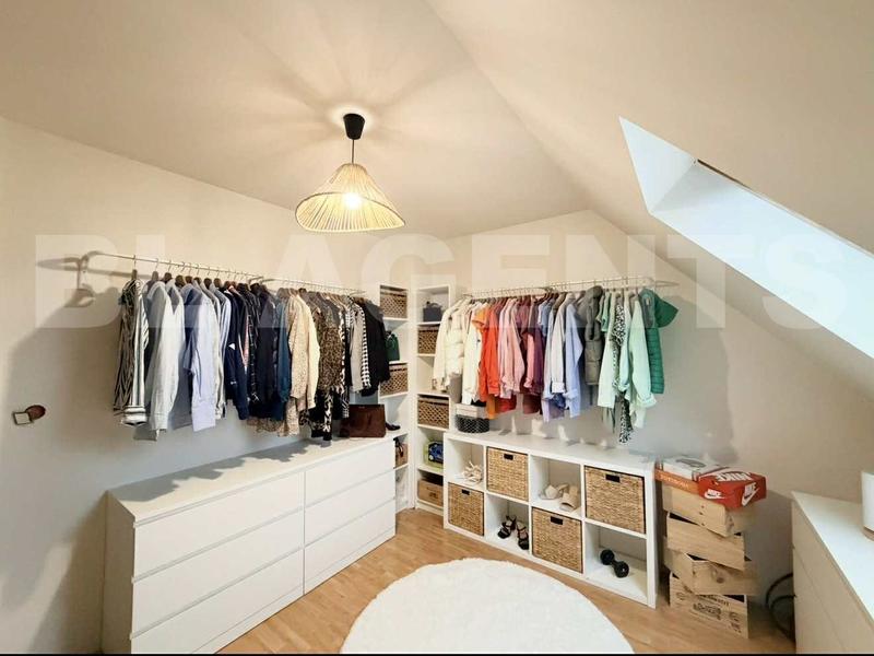 Maison - 145 m² - 6 pièces