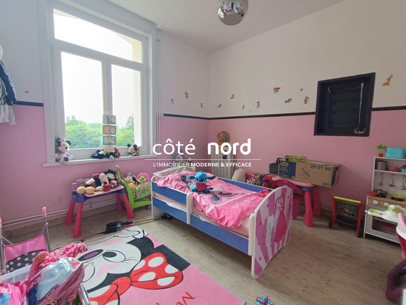 Maison - 93 m² - 6 pièces