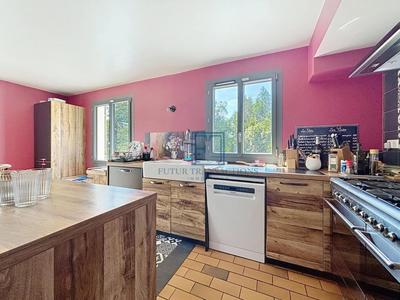 Maison - 164 m² - 8 pièces