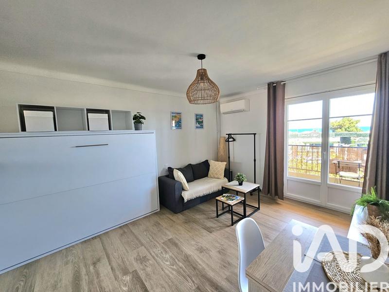 Studio - 25 m² - 1 pièce