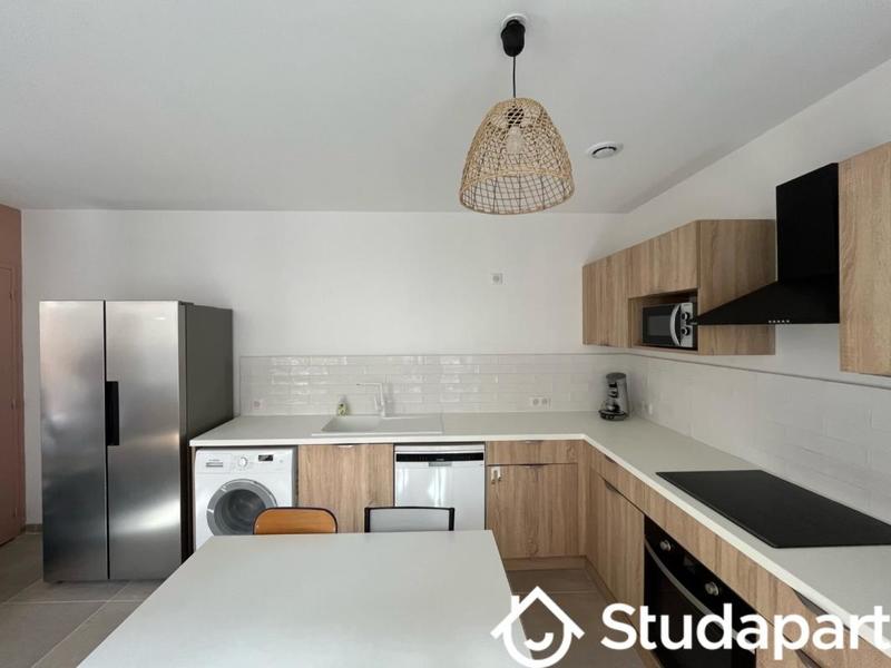 Chambre - 13 m² - 1 pièce