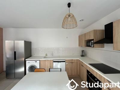 Chambre - 13 m² - 1 pièce